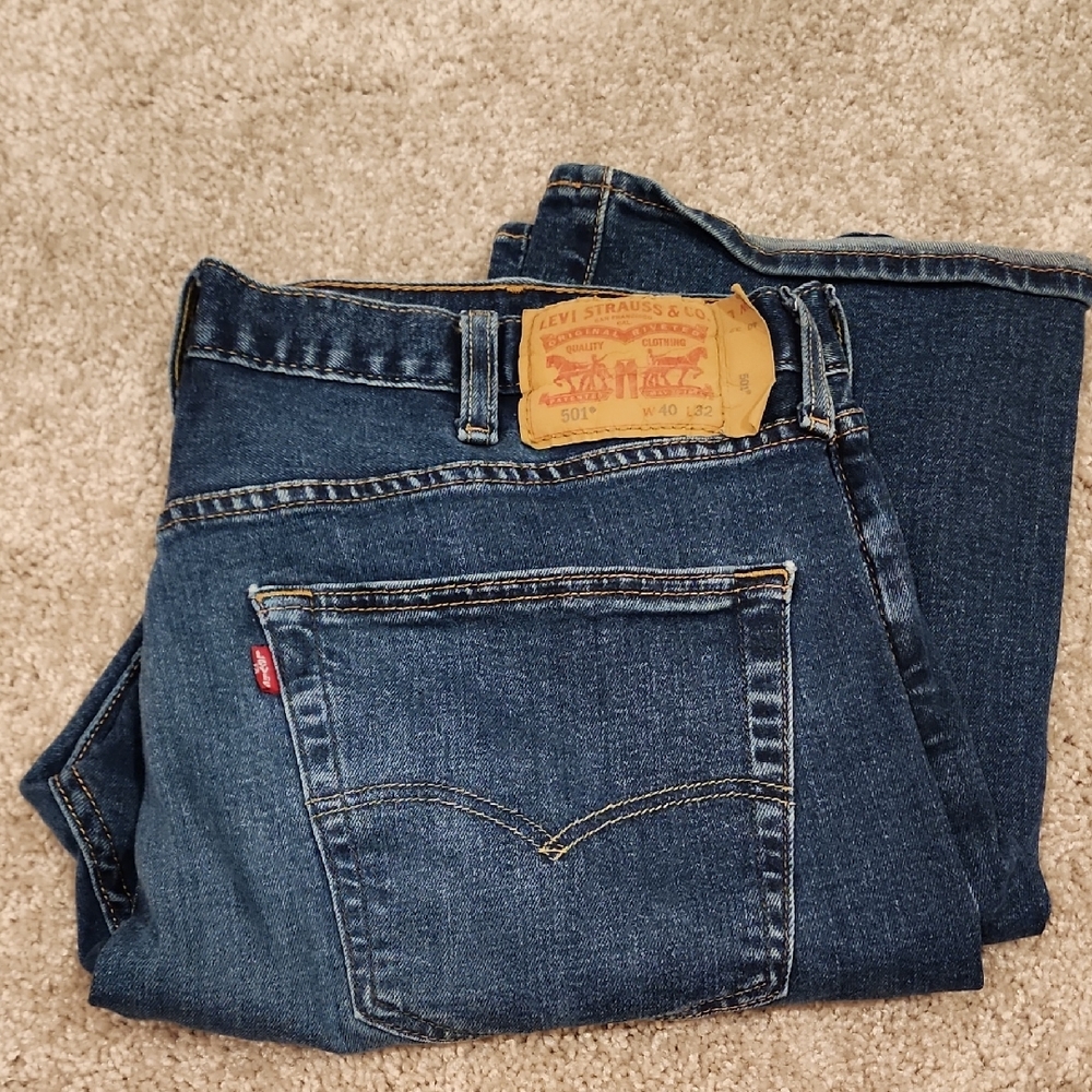 Levi's 501 Men's 40x32 Blue Jeans Button Closure